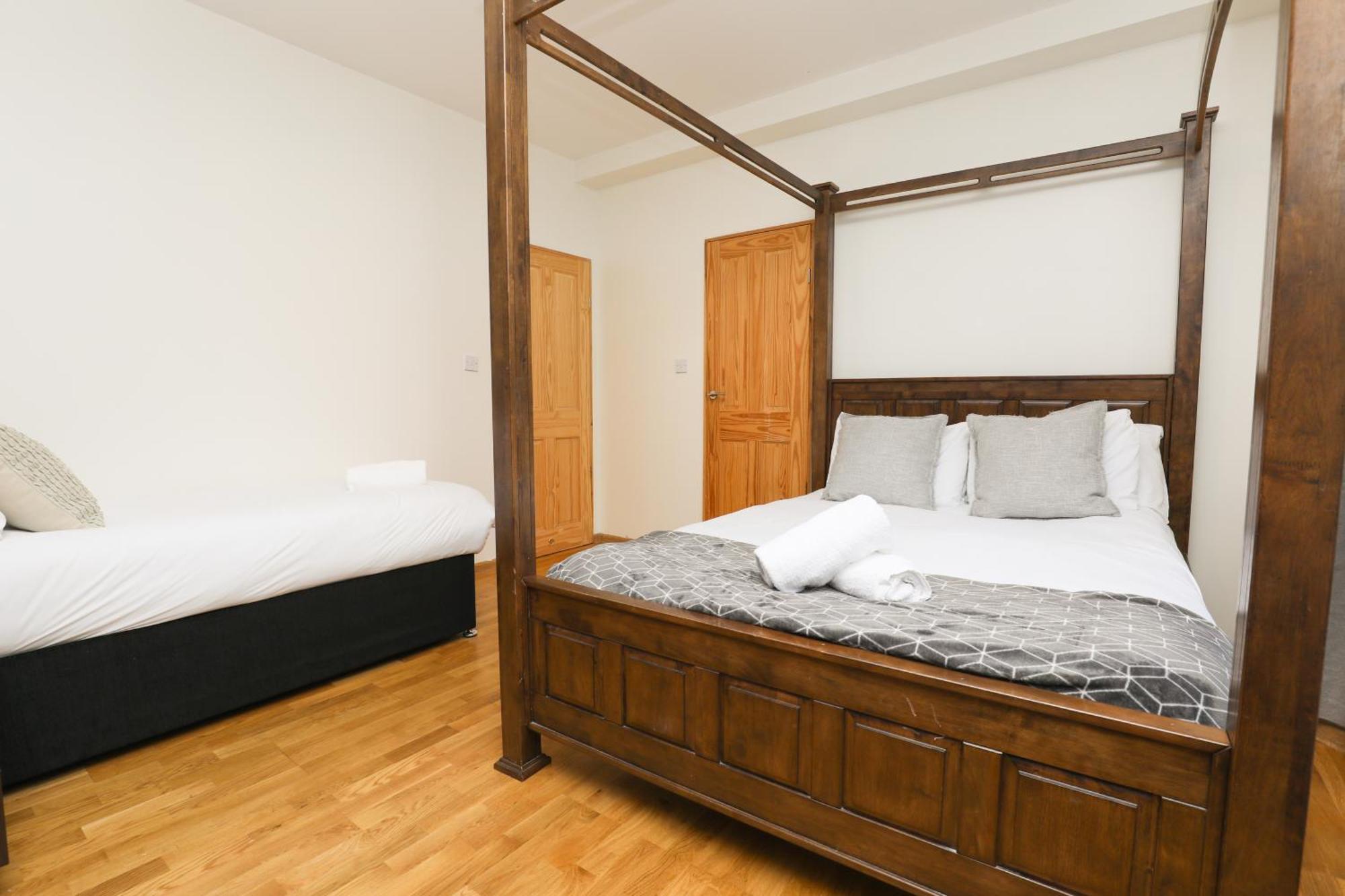 Anfield Luxe Retreat - Stylish Stay With Parking - Steps From Stadium - Short Drive To City Centre Liverpool Extérieur photo