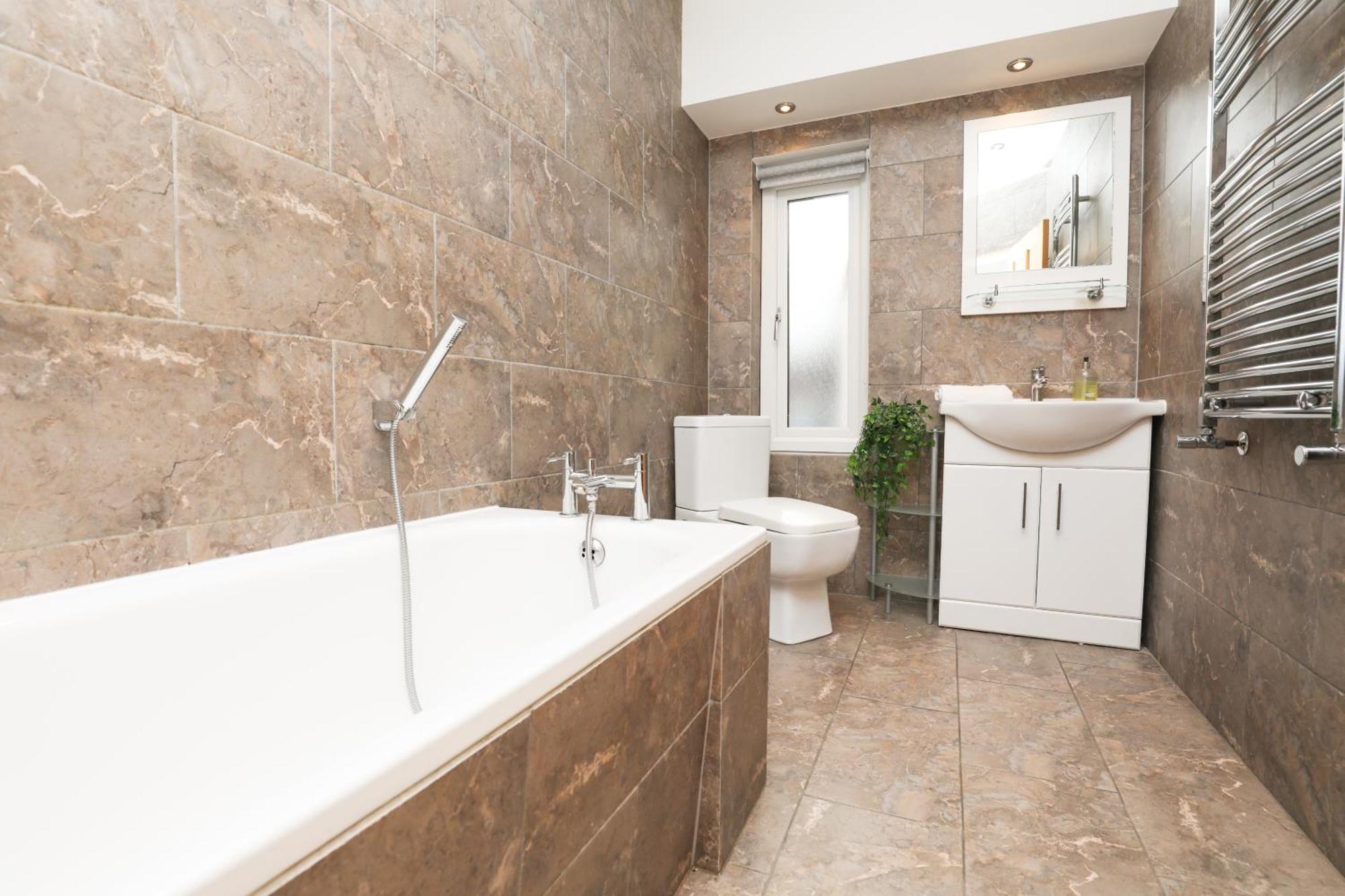 Anfield Luxe Retreat - Stylish Stay With Parking - Steps From Stadium - Short Drive To City Centre Liverpool Extérieur photo
